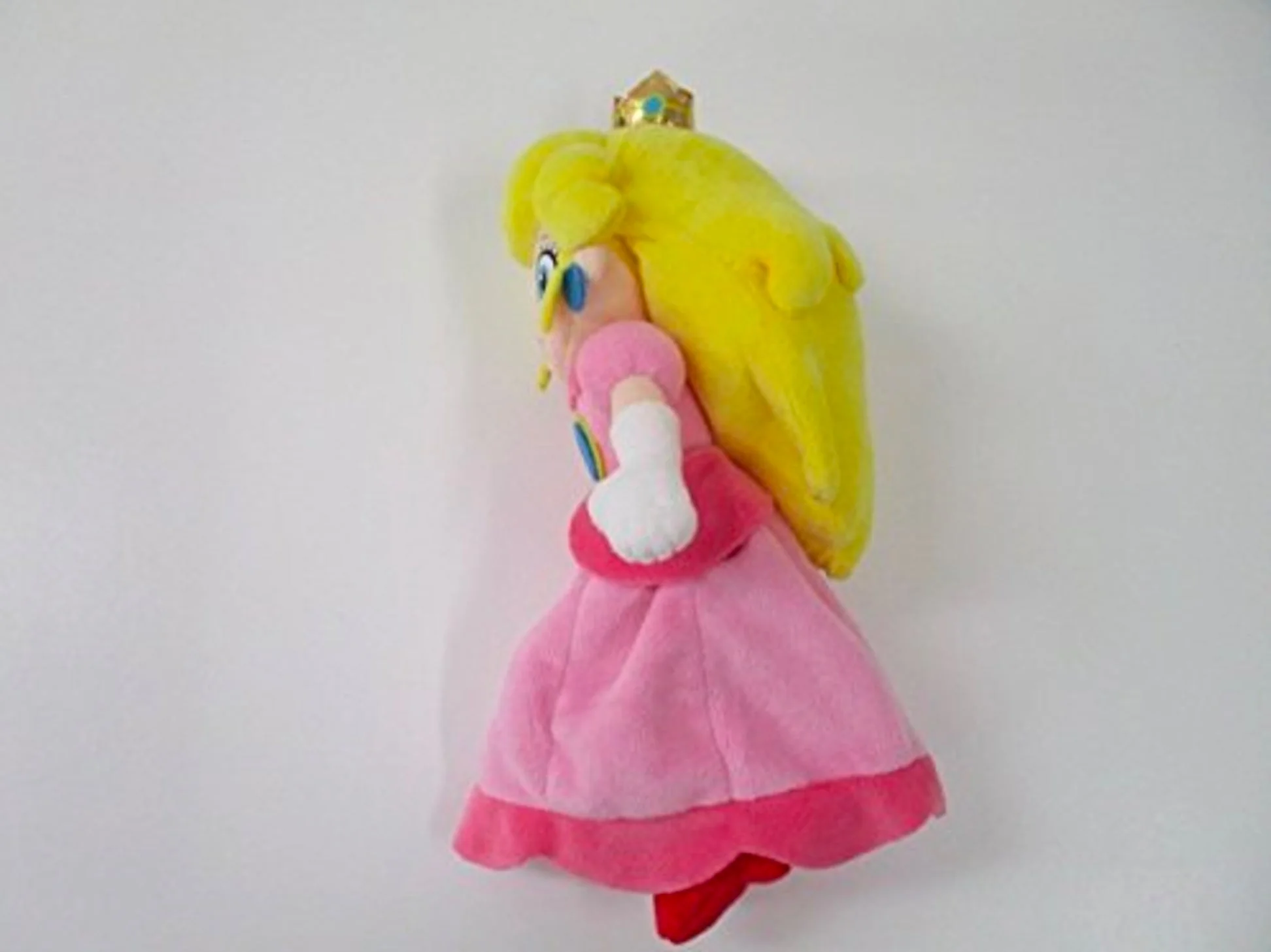 Super Mario PEACH S Plush By San-Ei - Image 4