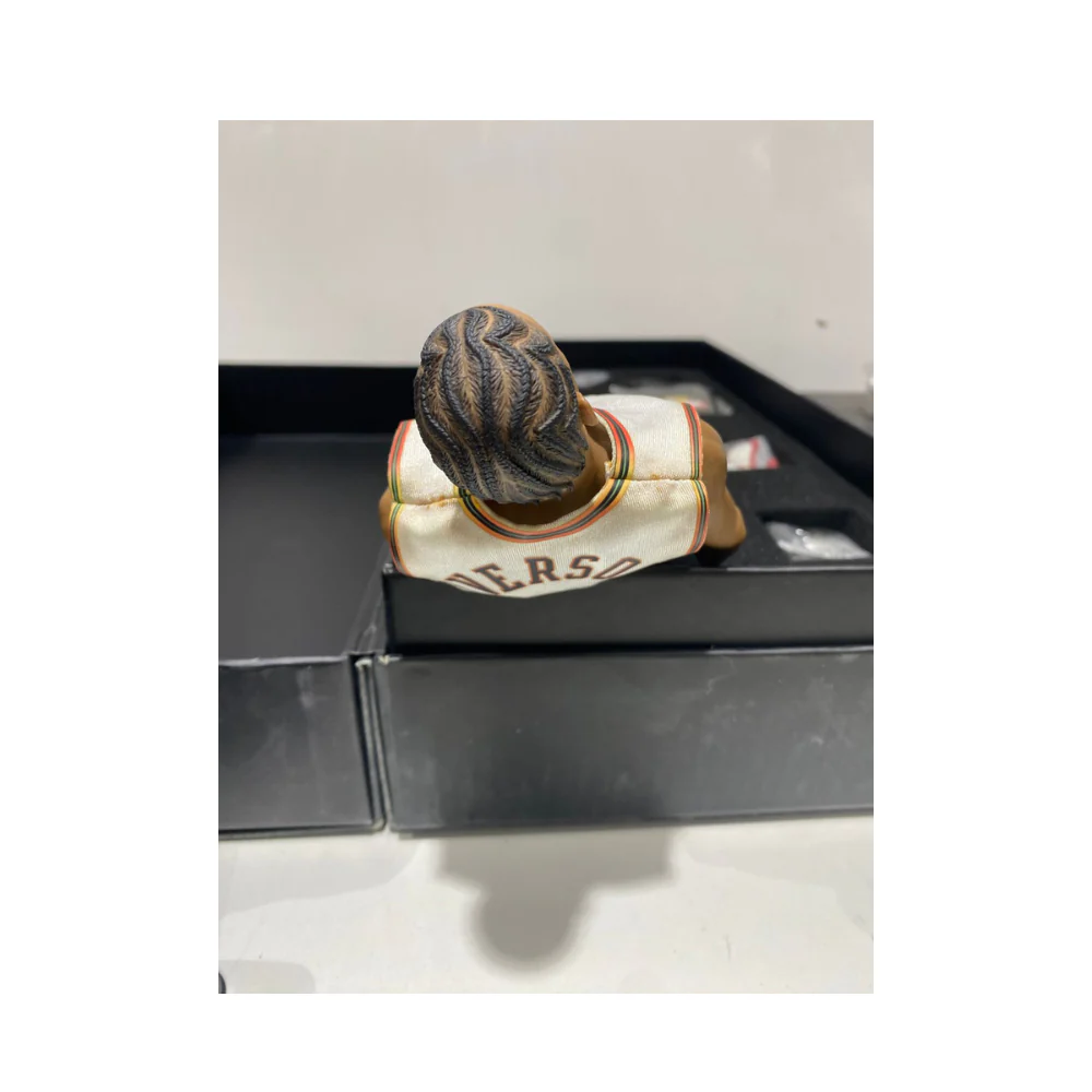 Allen IVerson 1/6 Scale Upgraded Re-edition [CONDITION ISSUE] - Image 4