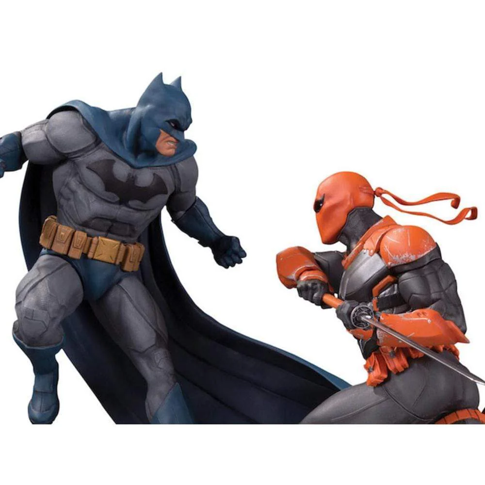 Batman vs. Deathstroke Limited Edition Battle Statue - Image 2