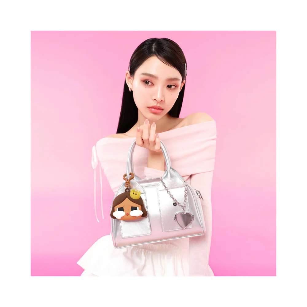 Crybaby Shiny Shiny Series-Earphone Case (Brown) By Pop Mart - Image 3