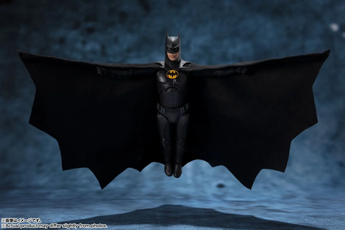 DC BATMAN (THE FLASH) S.H.Figuarts Action Figure By Bandai Tamashii - Image 4