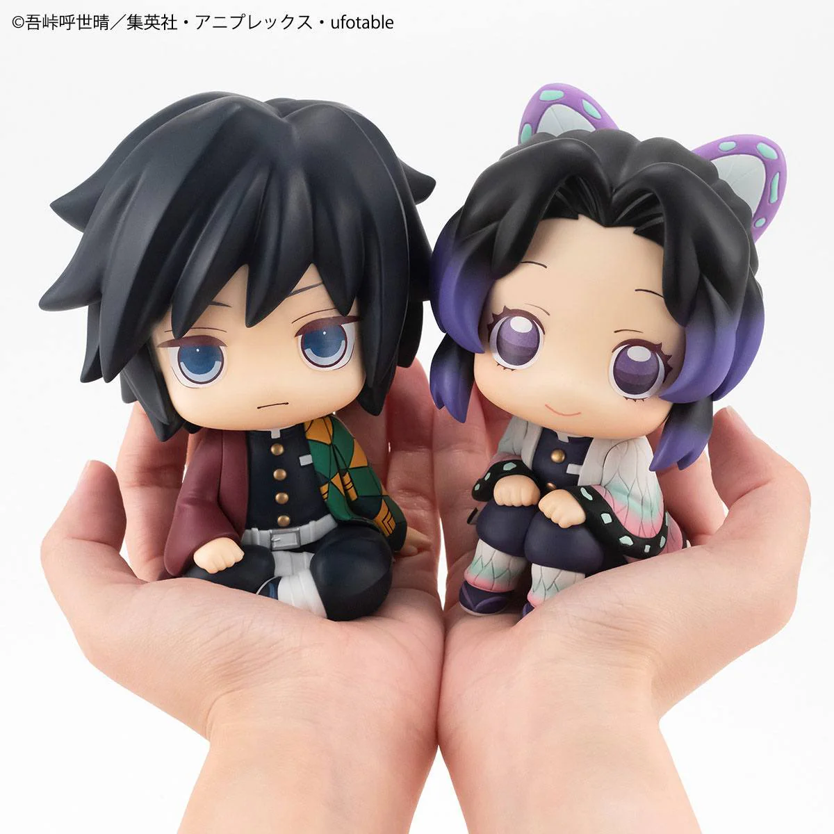 Demon Slayer: Look Up Tomioka Giyuu Figure - Image 4