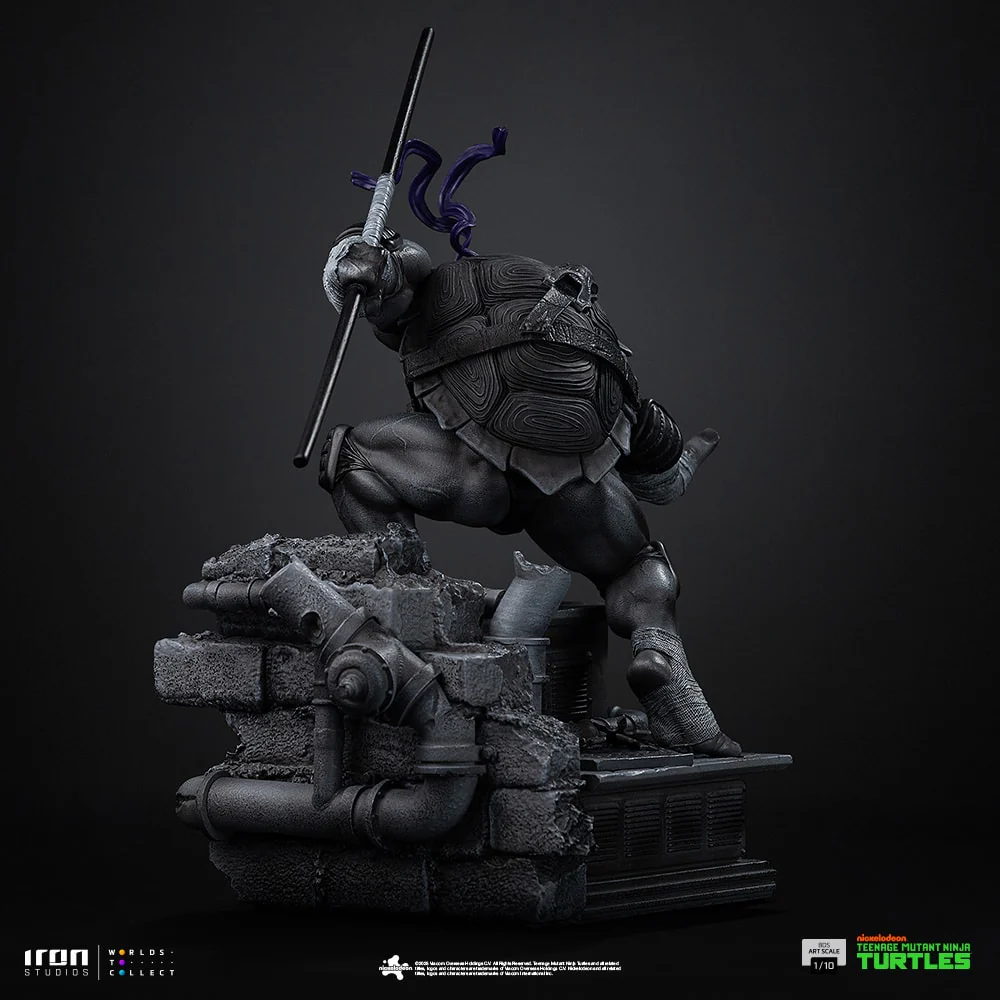 Donatello (Black And White Variant) - Teenage Mutant Ninja Turtles 1/10 Scale Statuette By Iron Studios - Image 5