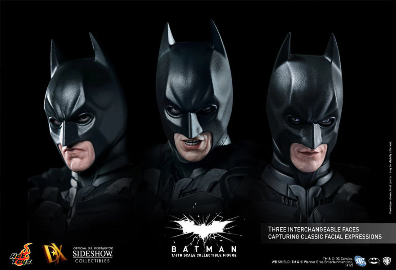 DC Batman The Dark Knight DX12 Action Figure by Hot Toys - Image 7