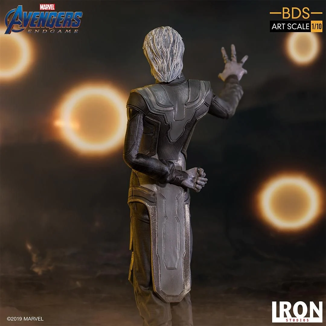 Marvel Ebony Maw 1/10 Scale Figure by Iron Studios - Image 3