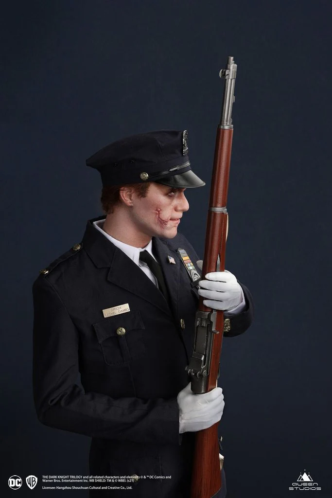 Joker (Police Uniform) 1/3 Statue by Queen Studio - Image 3