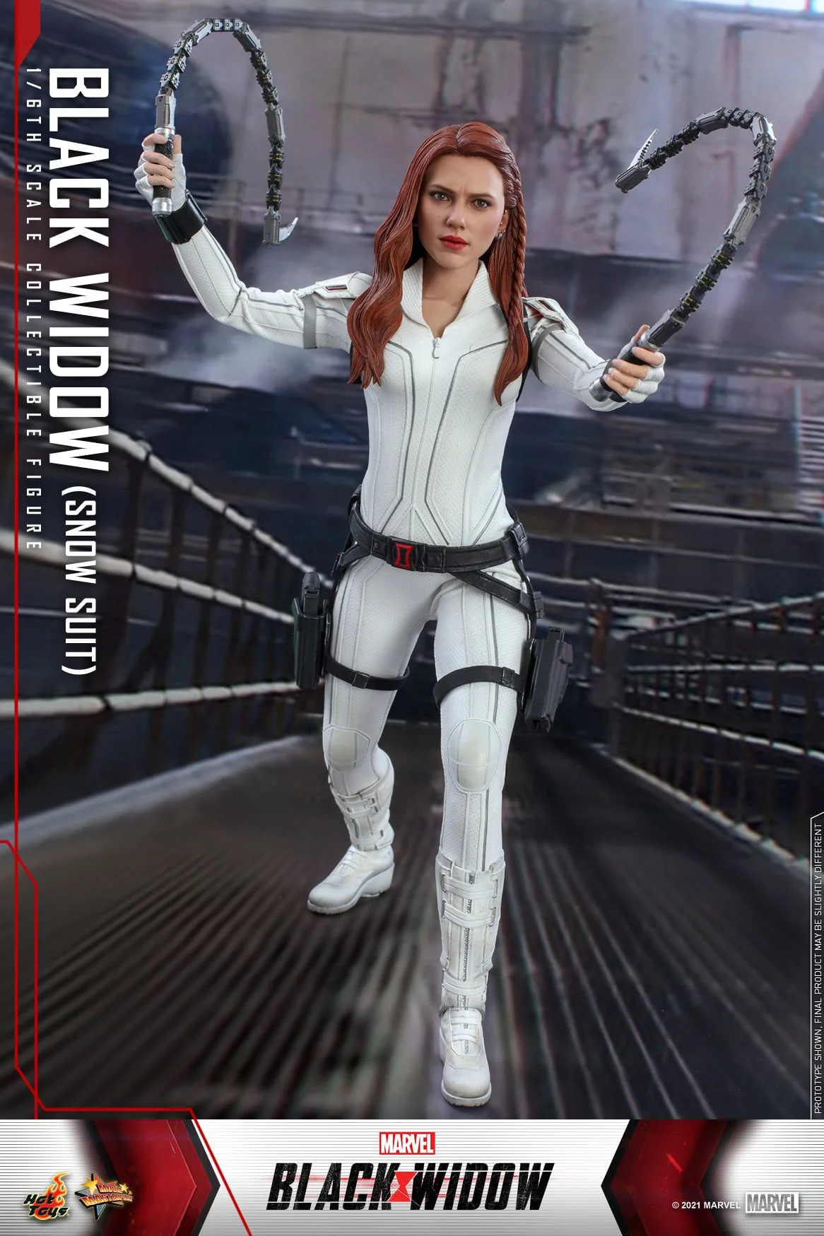 Marvel BLACK WIDOW (SNOW SUIT VERSION) 1:6 Action Figure By Hot Toys - Image 3