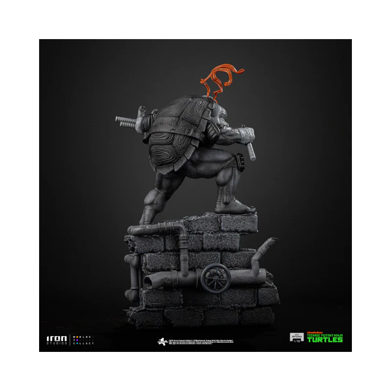 Michel angelo (Black And White Variant) Teenage Mutant Ninj 1/10 Scale Statuette By Iron Studios - Image 2