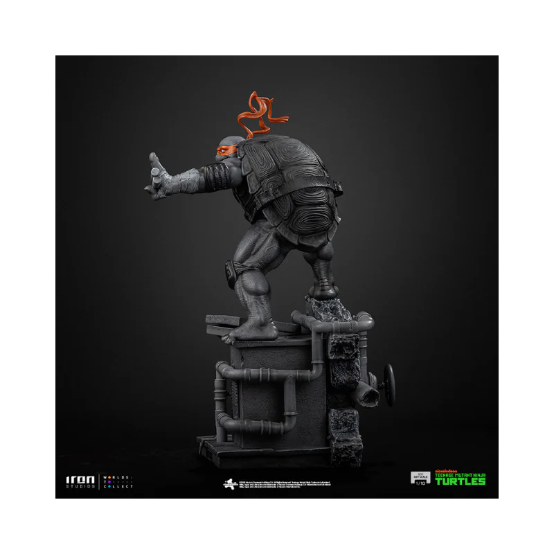 Michel angelo (Black And White Variant) Teenage Mutant Ninj 1/10 Scale Statuette By Iron Studios - Image 3