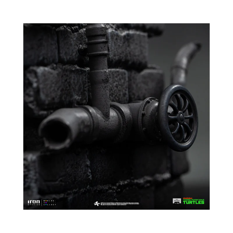 Michel angelo (Black And White Variant) Teenage Mutant Ninj 1/10 Scale Statuette By Iron Studios - Image 6
