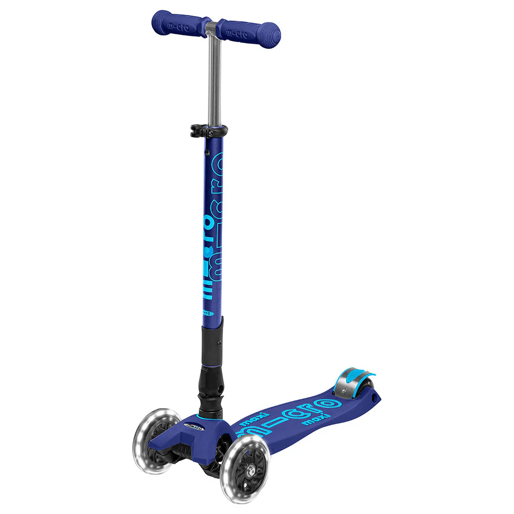 Micro Maxi Deluxe Foldable Led Scooter