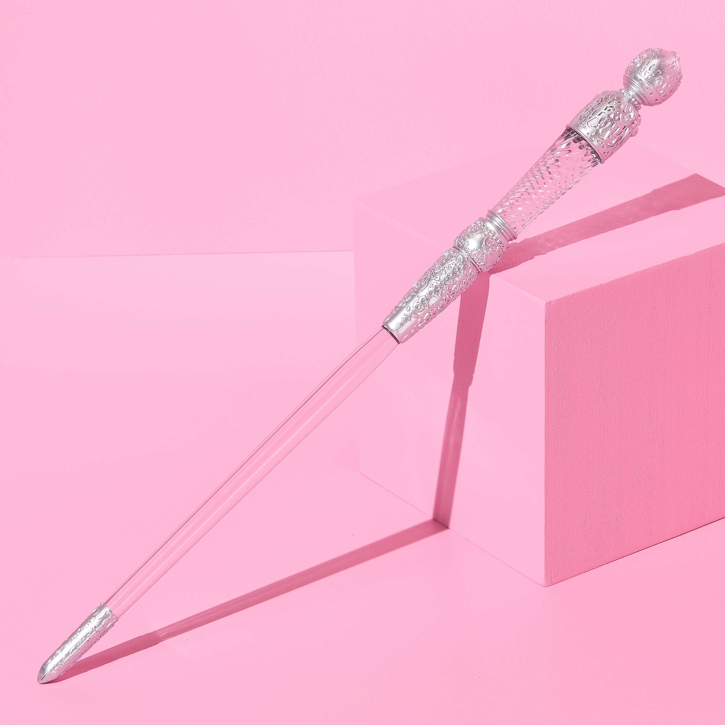 Wicked Glinda's Training Wand  By The Noble Collection - Image 2