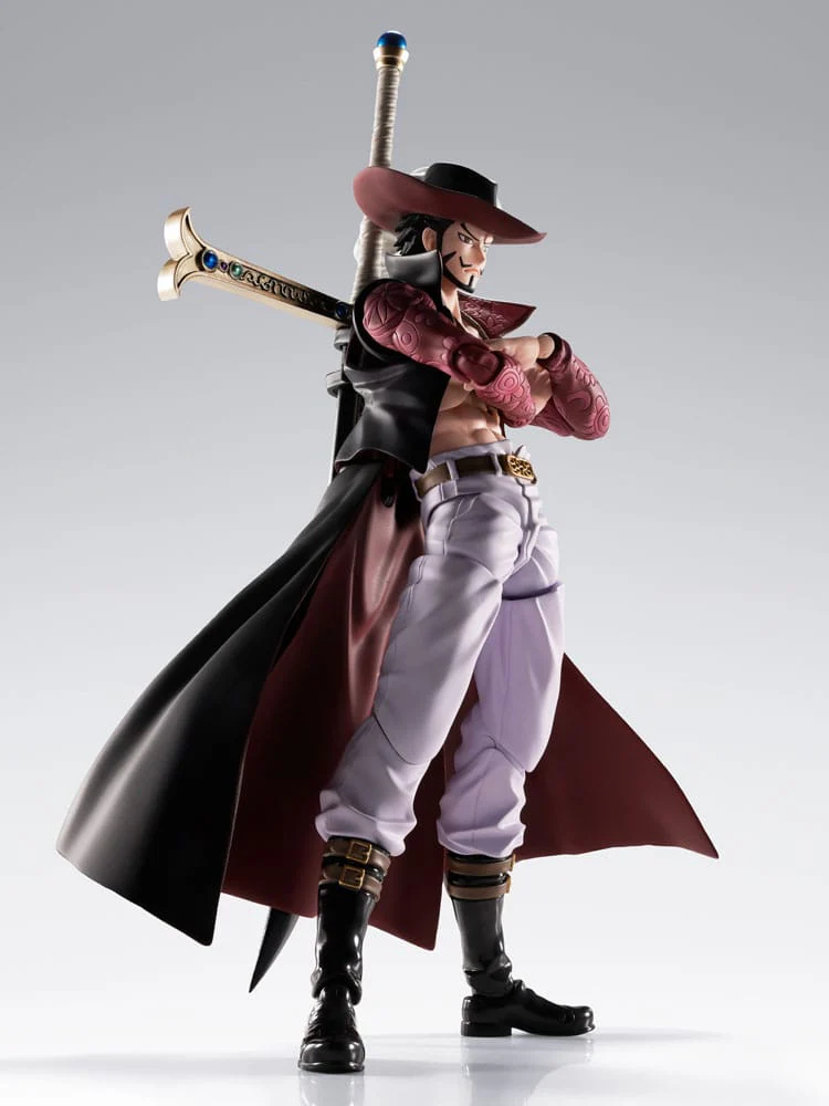 One Piece DRACULE.MIHAWK ( HAWKEYE ) S.H. Figuarts Action Figure By Bandai Tamshii - Image 2