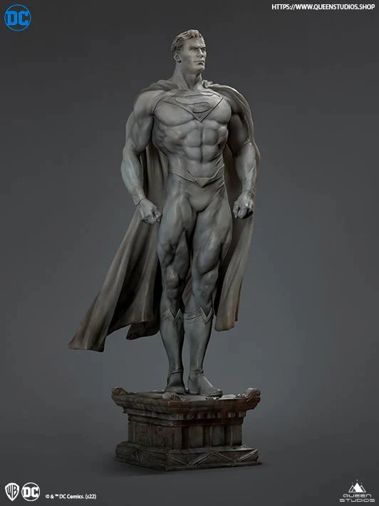 Superman 1:4 Scale Museum Edition Statue by Queen Studios - Image 2