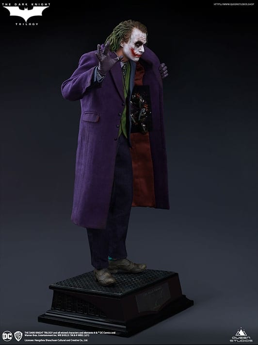The Dark Knight Joker 1/4 Scales Regular Edition Statue by Queen Studios - Image 3