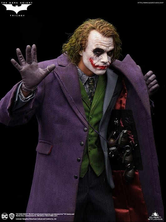 The Dark Knight Joker 1/4 Scales Regular Edition Statue by Queen Studios - Image 4