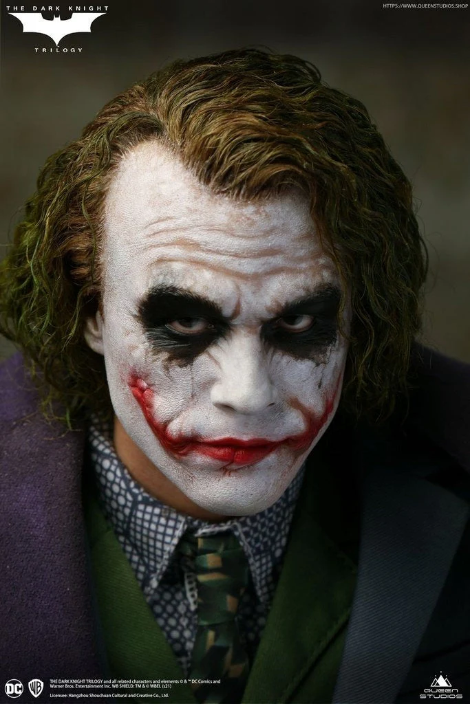 The Dark Knight Joker 1/4 Scales (Special Edition) BY QUEEN STUDIO - Image 3